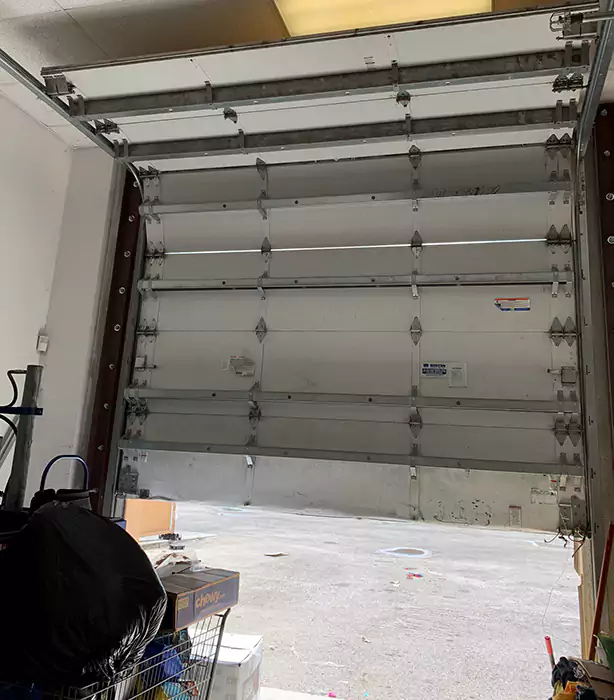 Commercial Roll Up Garage Door Goulds
